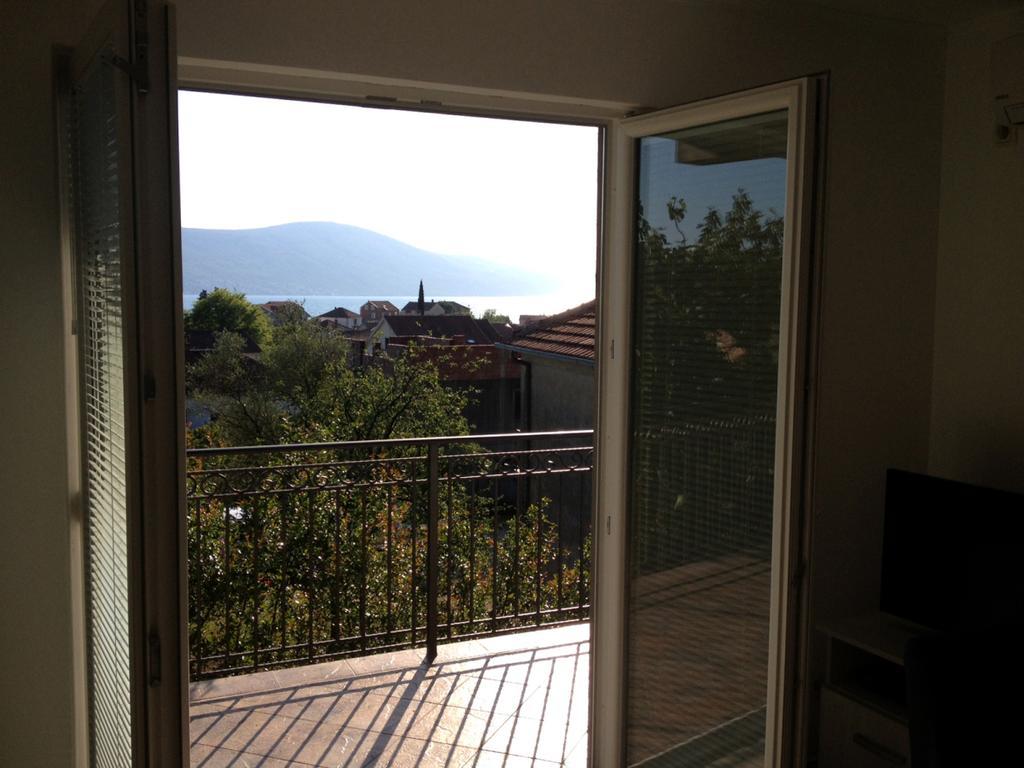 Apartmani Tivat Kaludjerovic Værelse billede